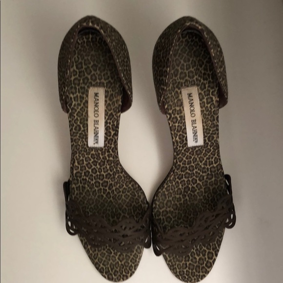 Manolo Blahnik Brown Sandal Size 39. - Picture 2 of 8